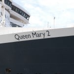 Queen Mary 2 im Hamburger Hafen