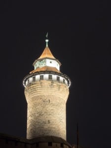 Kaiserburg Nürnberg bei Nacht fotografiert